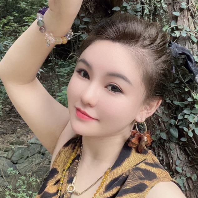 陌小离