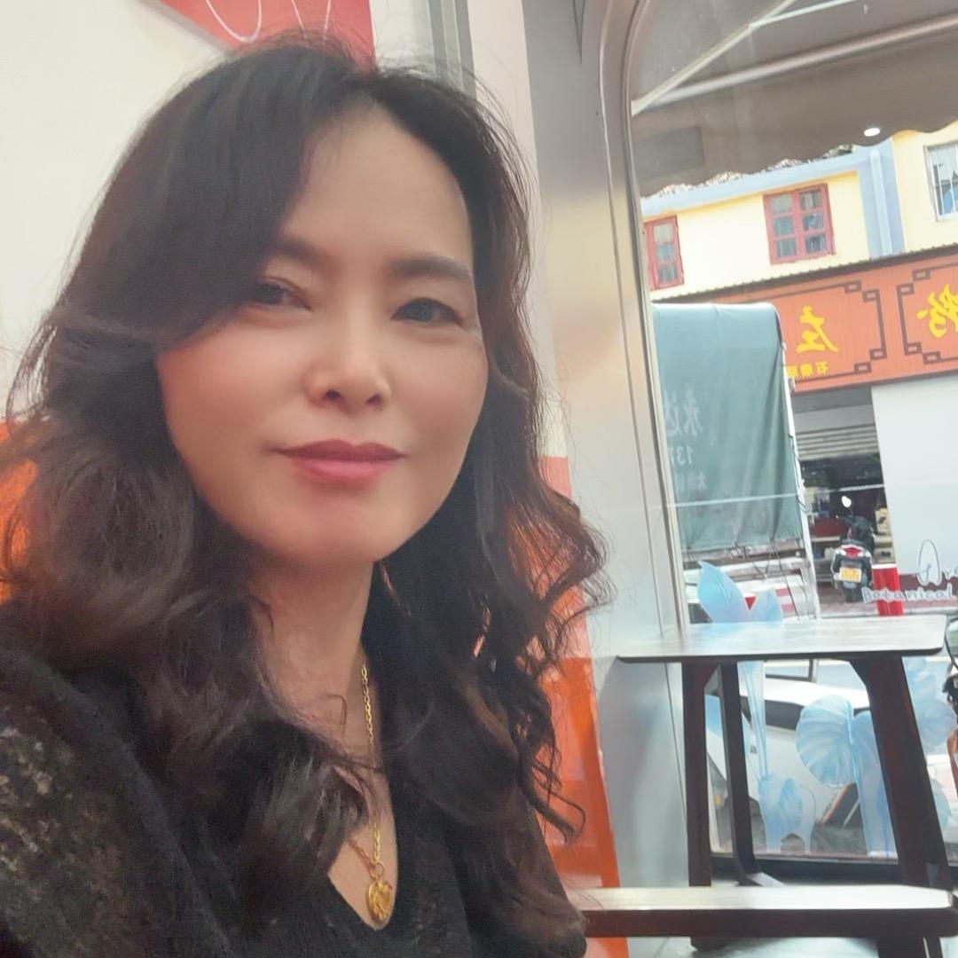 小草🎙️🎙️（晚上9:50分开播）