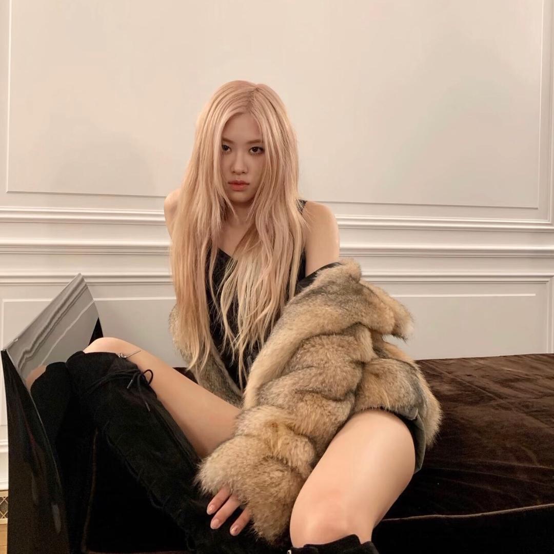 罗婕&