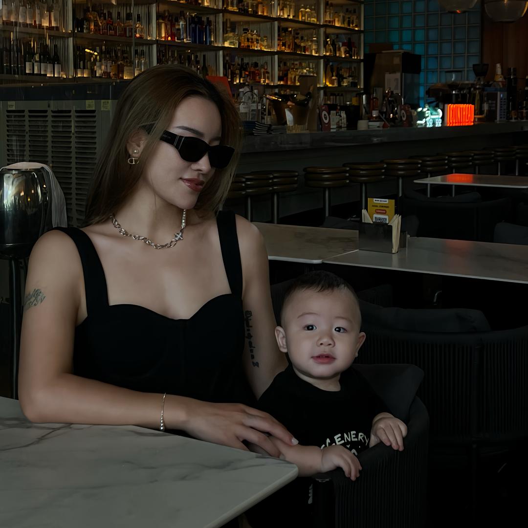 圆圆（99年单身辣妈🔥）