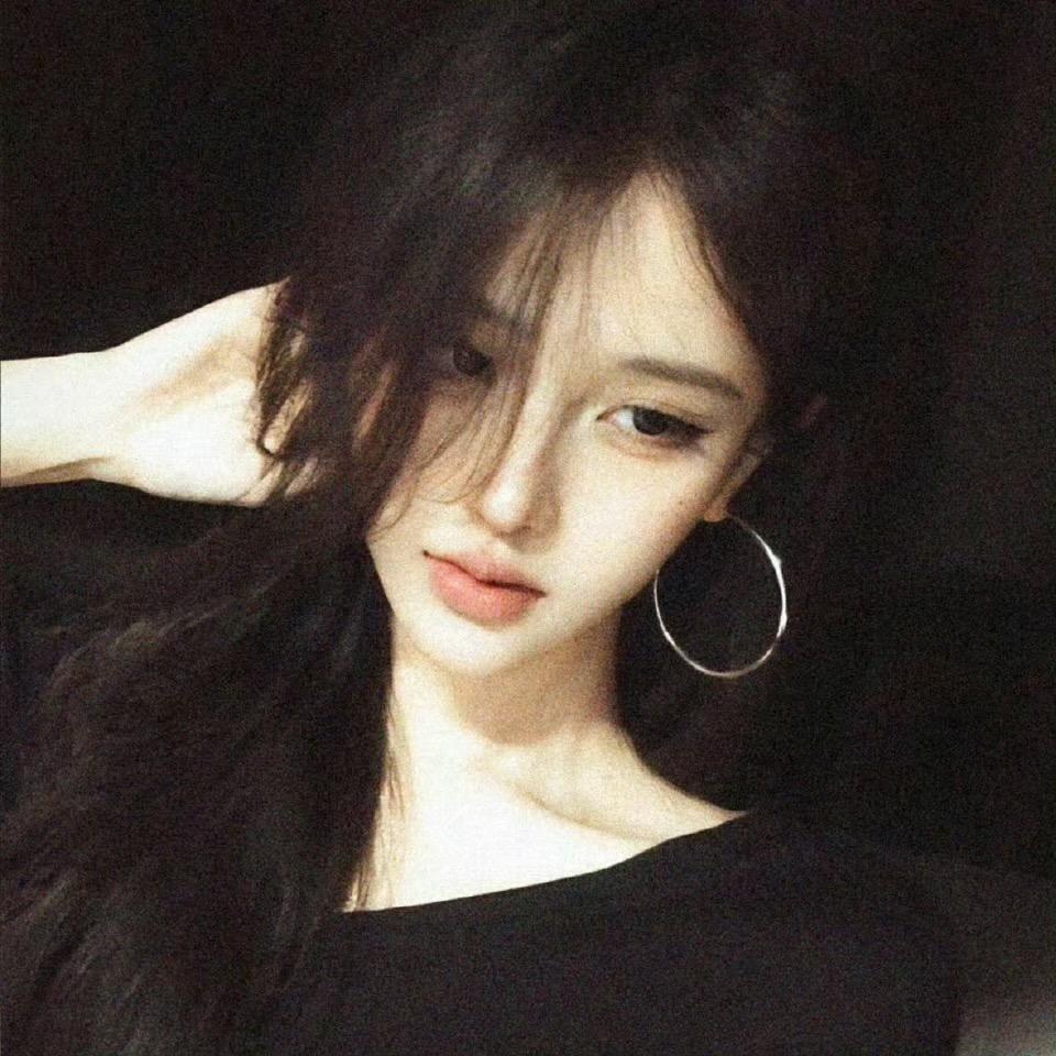 闫琪瑶🧑‍🎤