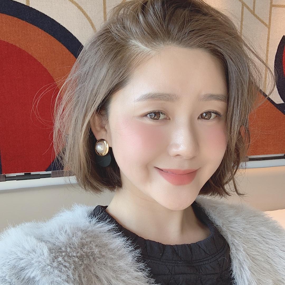 DiS女装旗舰店