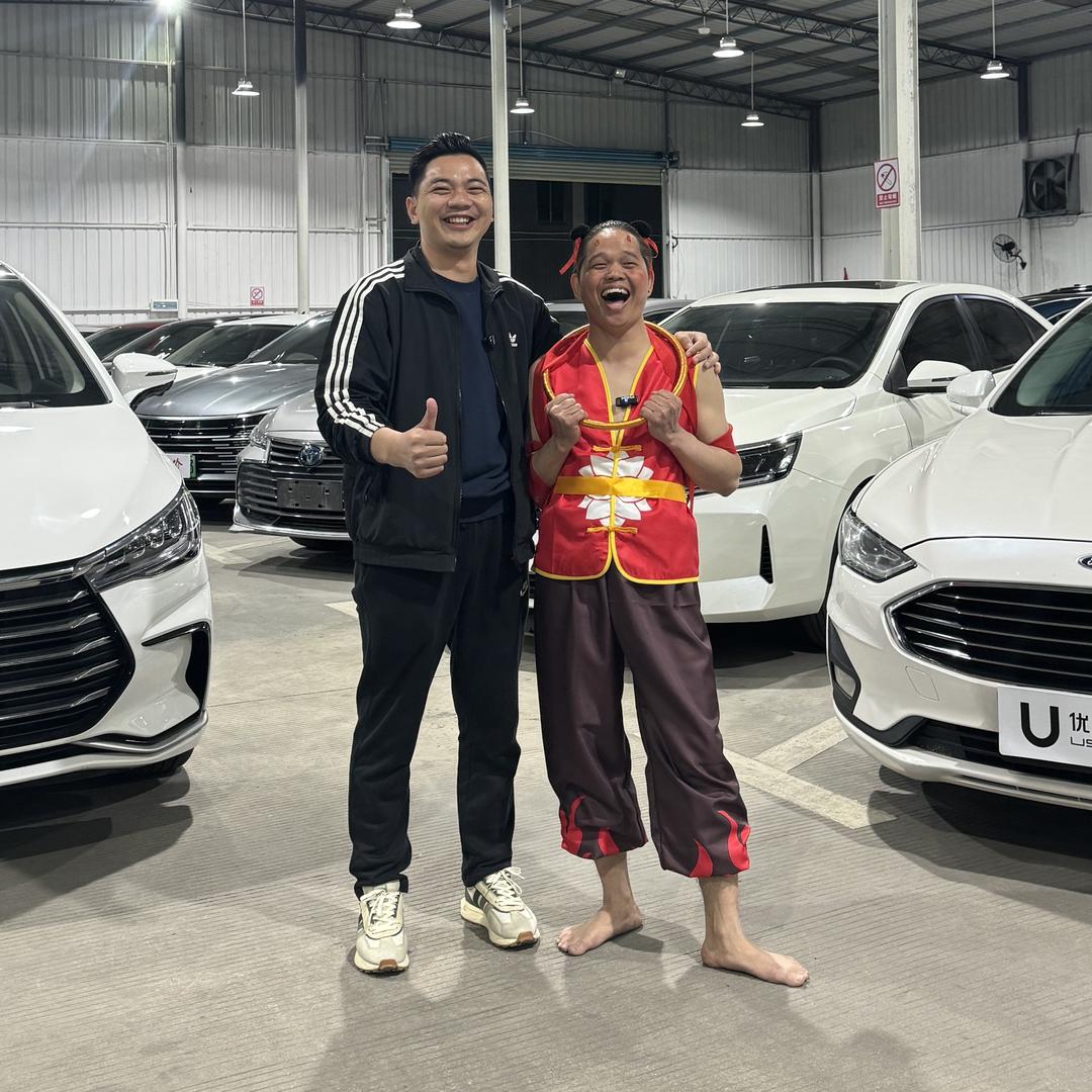 广西黄总优益二手车