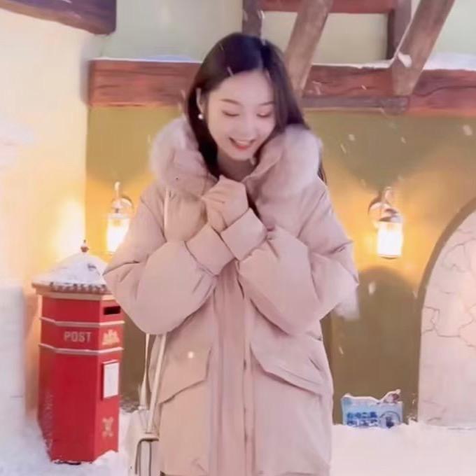 向向羽绒服工厂店
