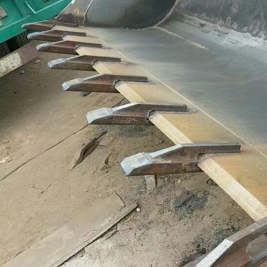 钢轨耐磨铲车铲板