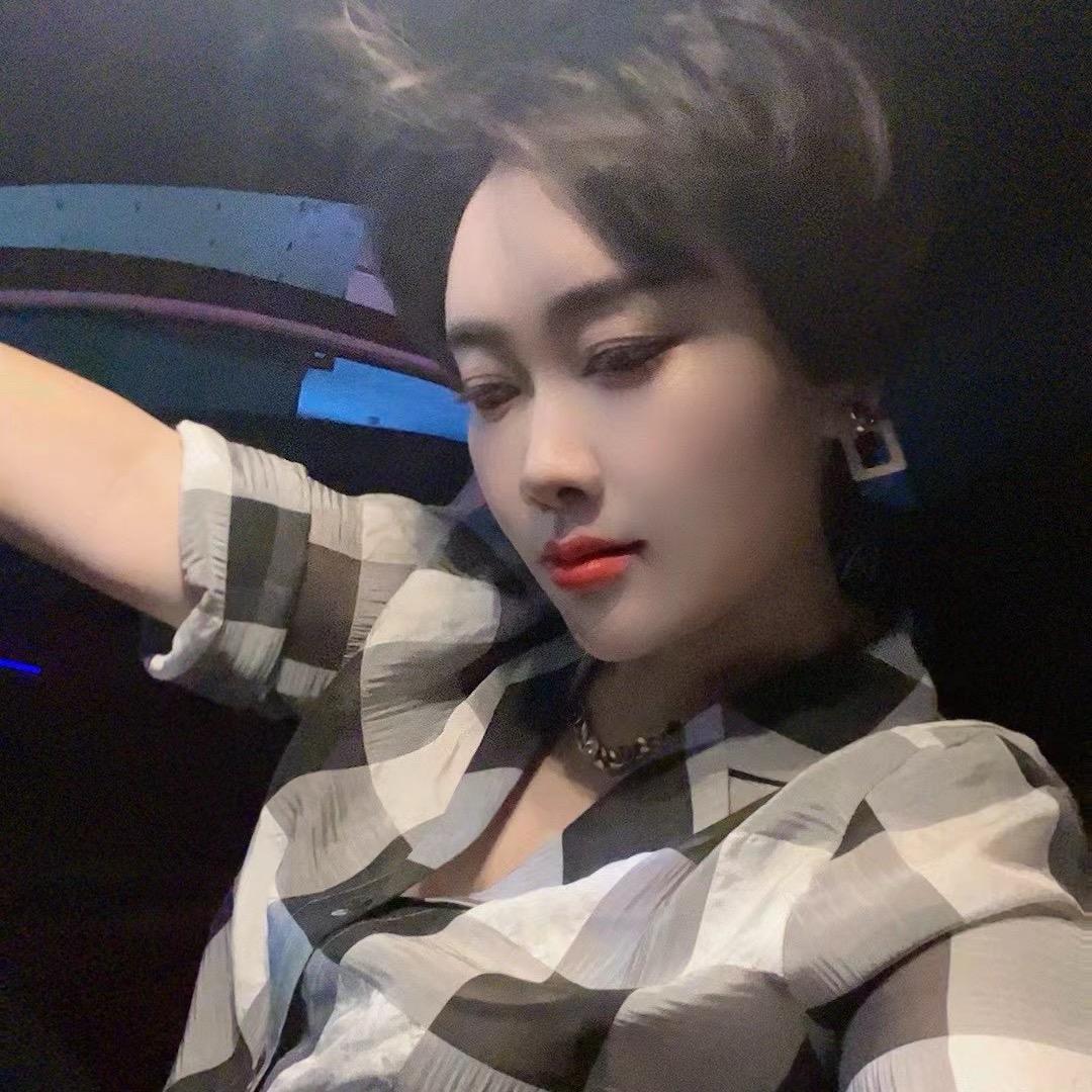白云姐姐9698