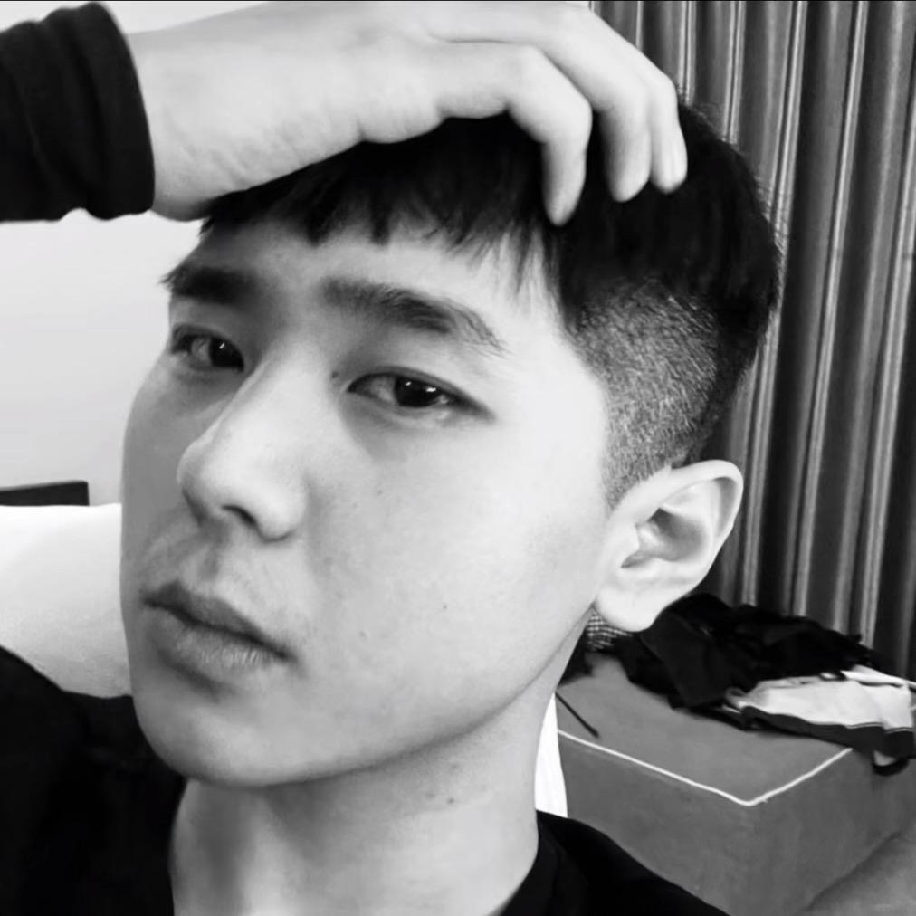 伤心的小淡紫