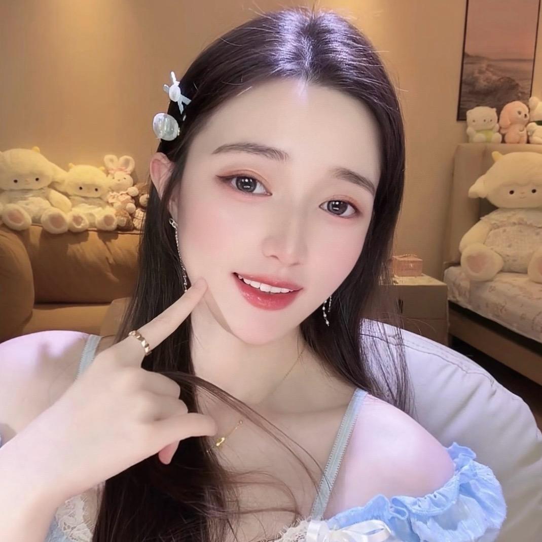 一口一个嘉宝🍬