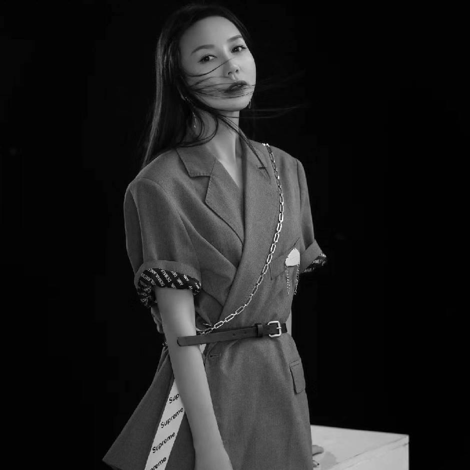 YIMO·婚纱主理人·杨倩