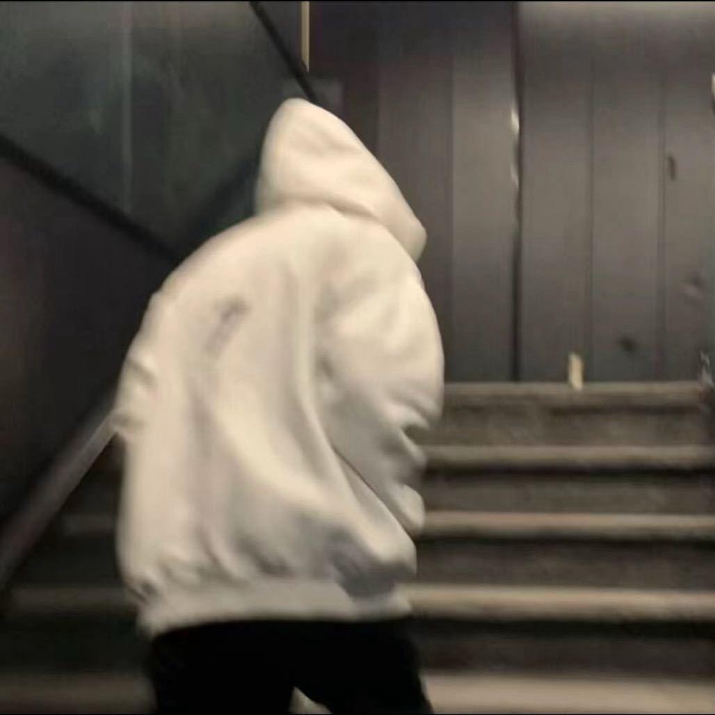 跳跃舞蹈的刀尖.