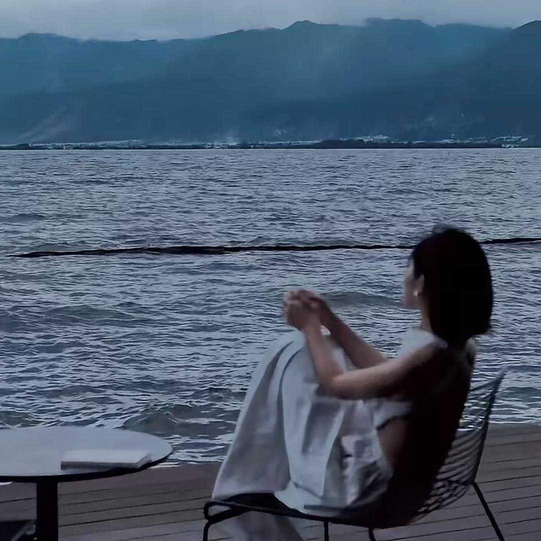 慢半拍.