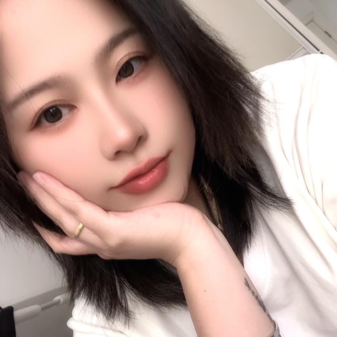 璐璐唐。