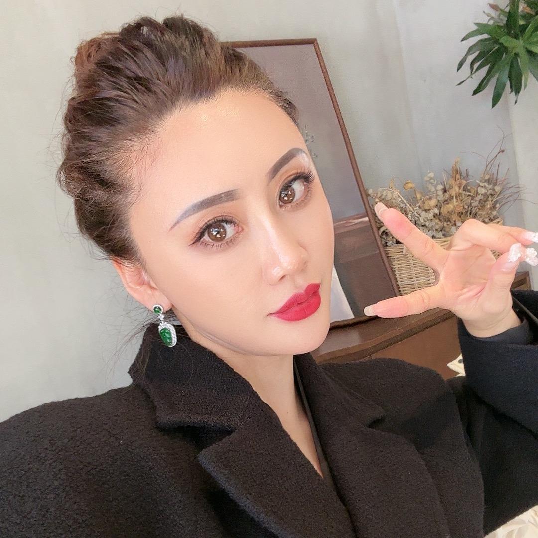 小 静