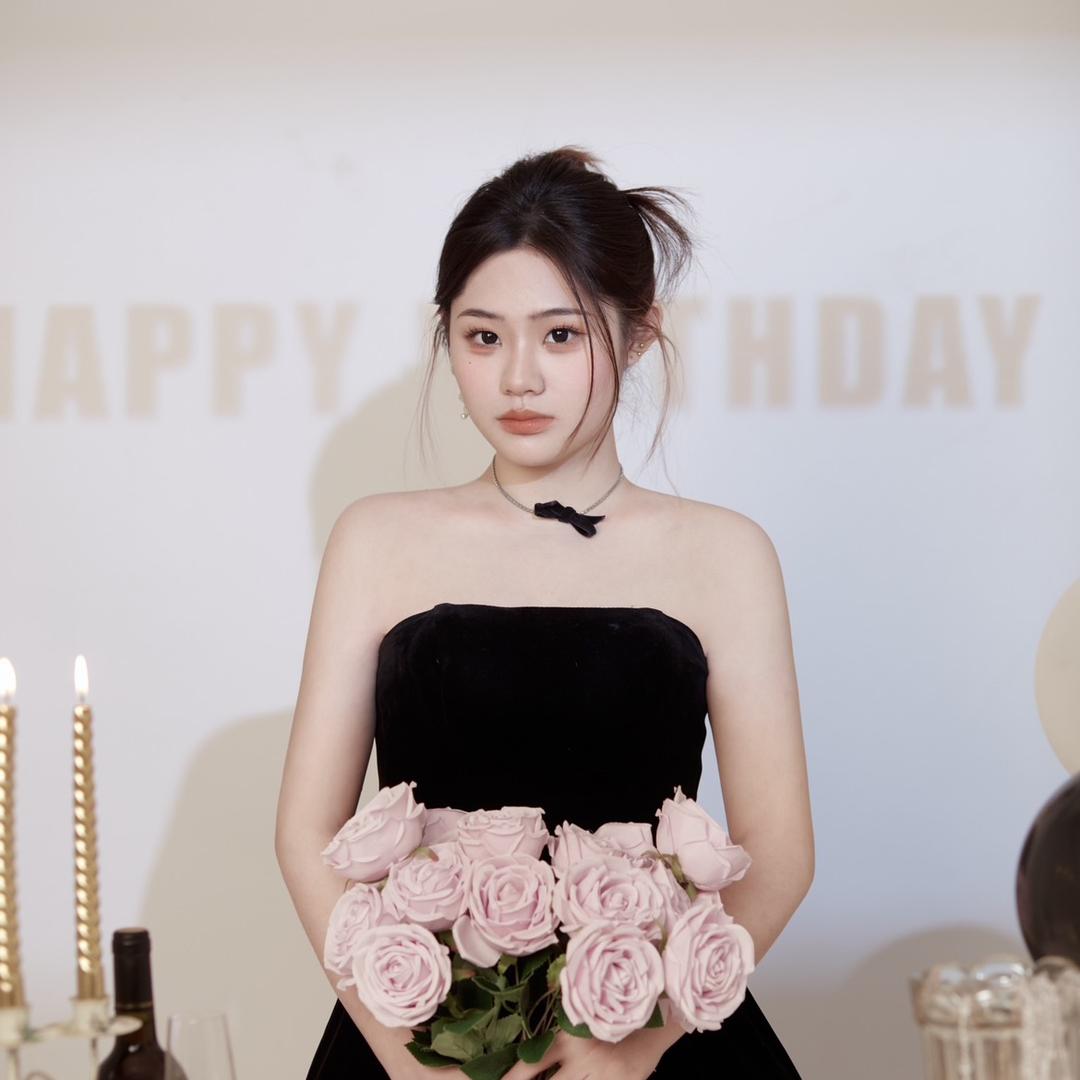 言子不吃青椒.