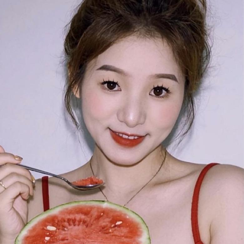 小梅子.👩‍🦰
