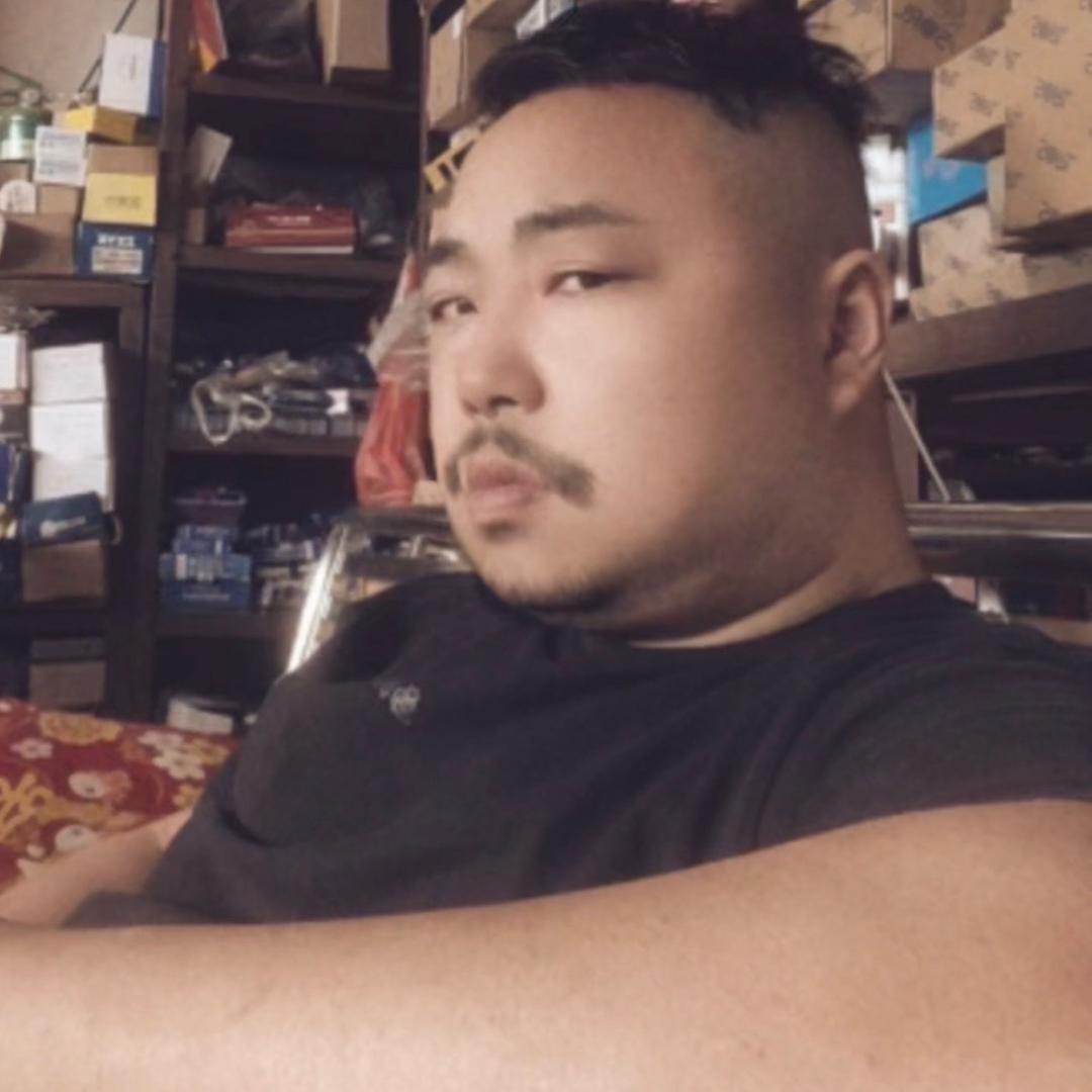 河源重卡，半挂，搅拌车汽配！