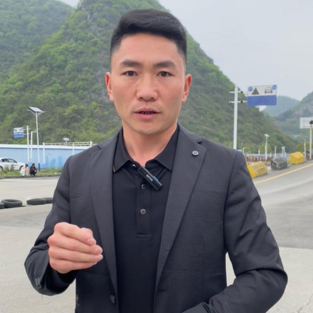 贵阳鑫鑫驾校刘校花溪校区