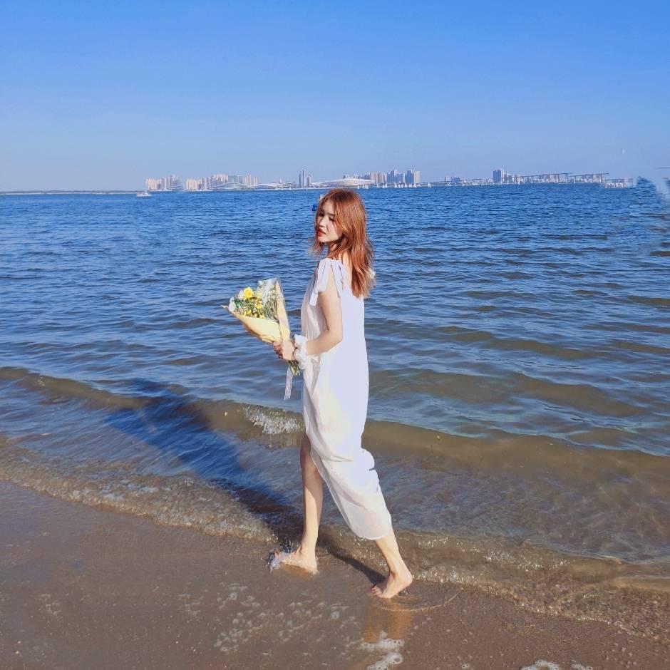 A小莫