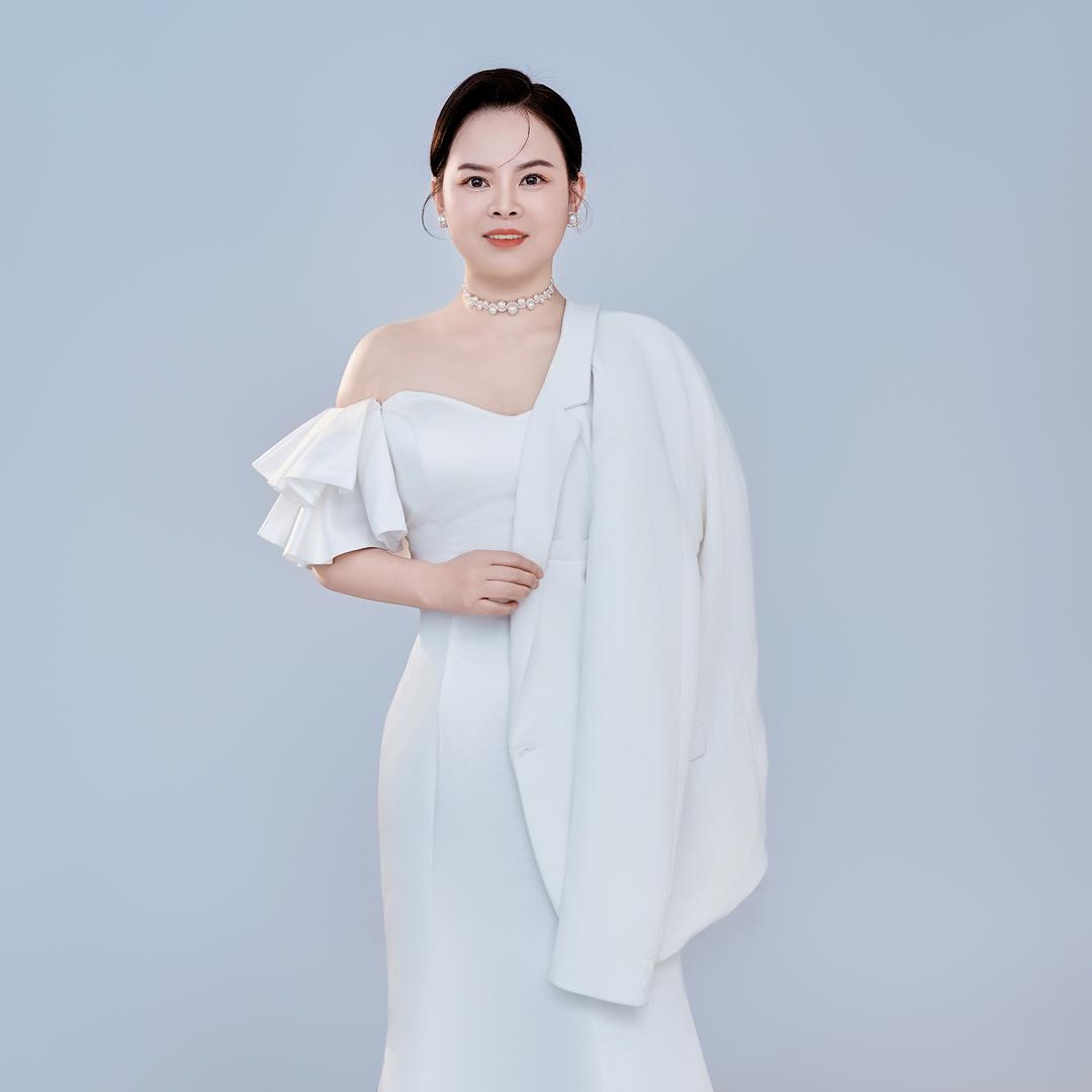 燕子（12月13号生日庆）