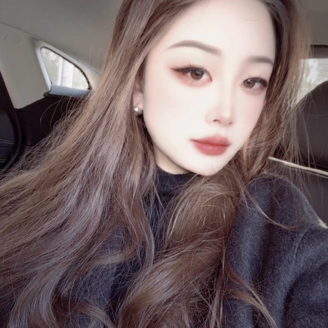 星空销售经理 许克琼 （倪前女友）