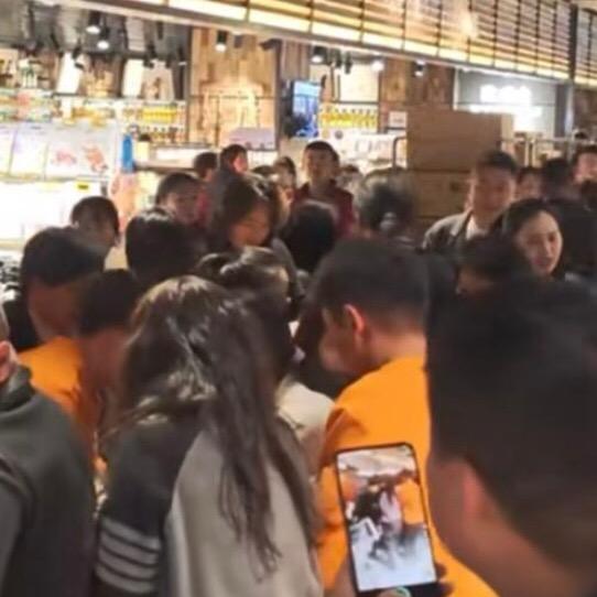 直播基地现场004