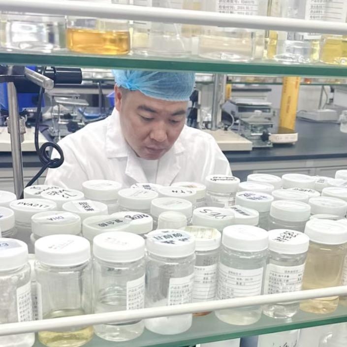 美妆工程师余老炮