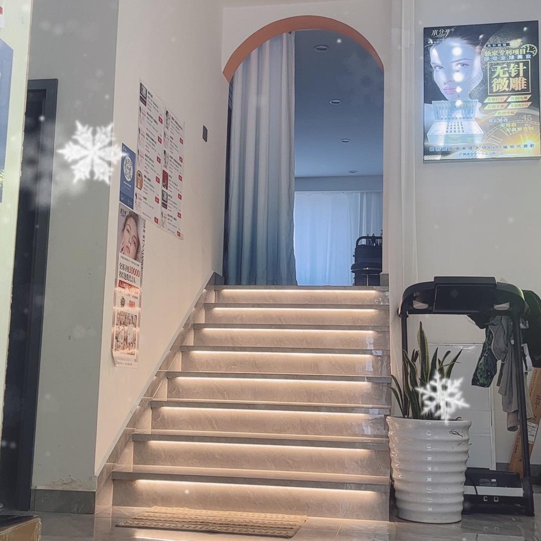 梁河水分享美容院丽丽（总工会对面）