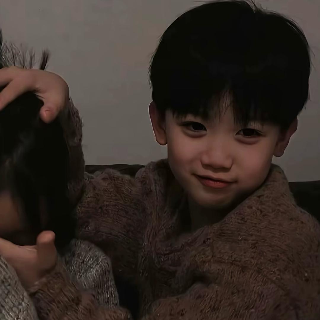 1❤️3🌹7😘6🥰