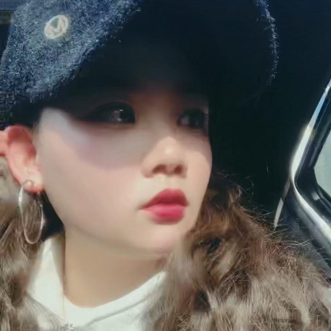 江小姐