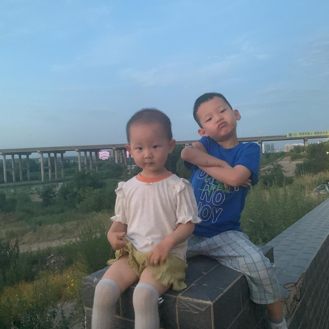 煊煊小可爱吖