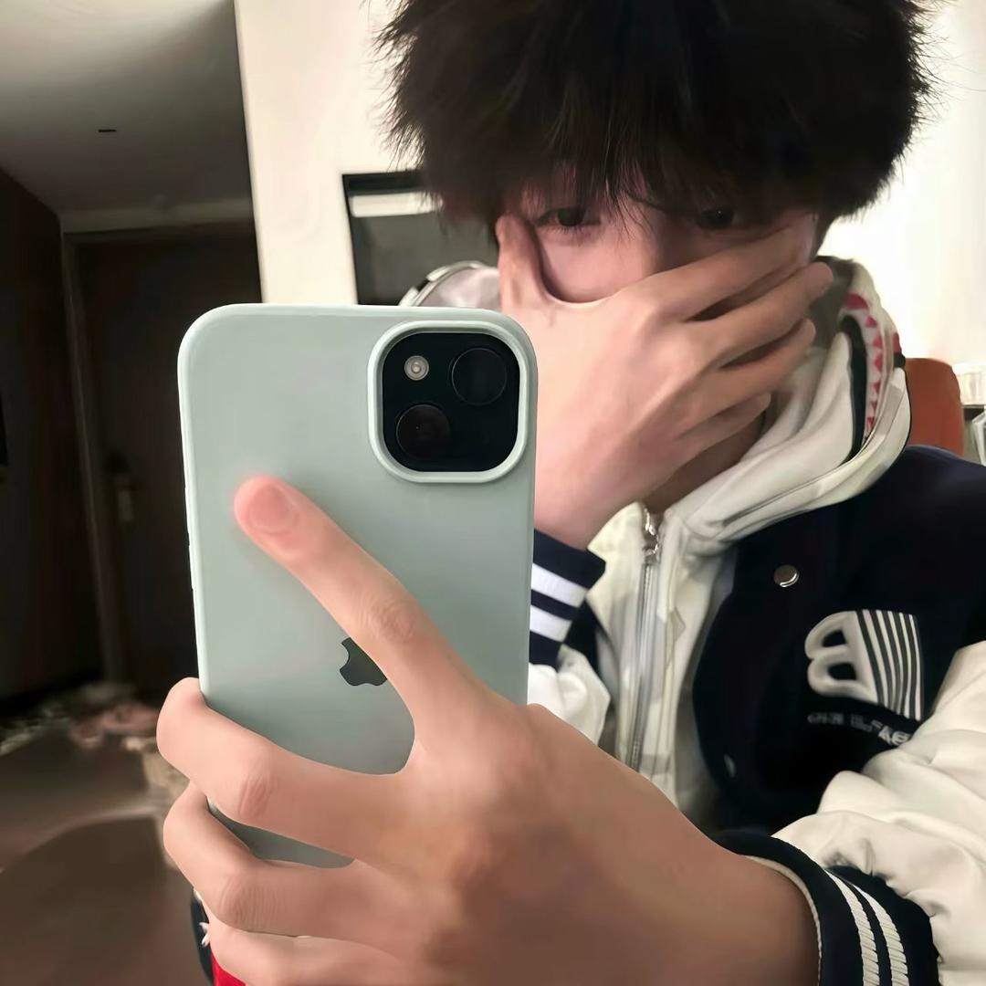 小默