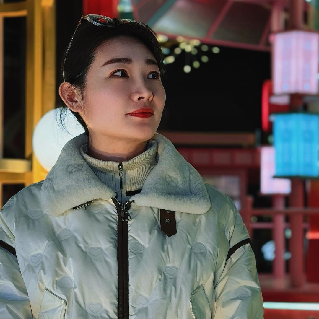 上官萌萌