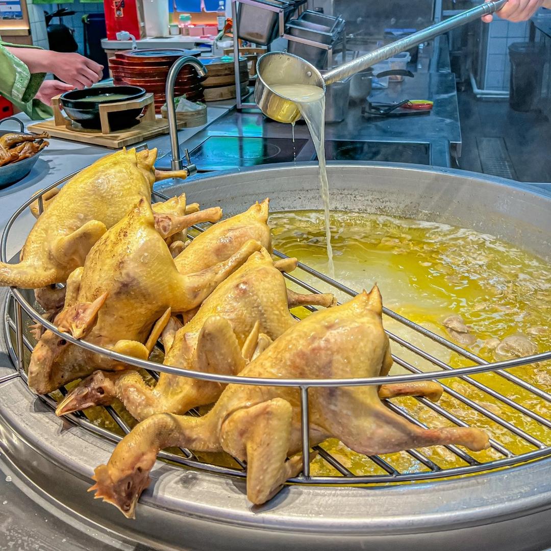 扇欢笨鸡鲜汤(北方国际汽车城店)官方号