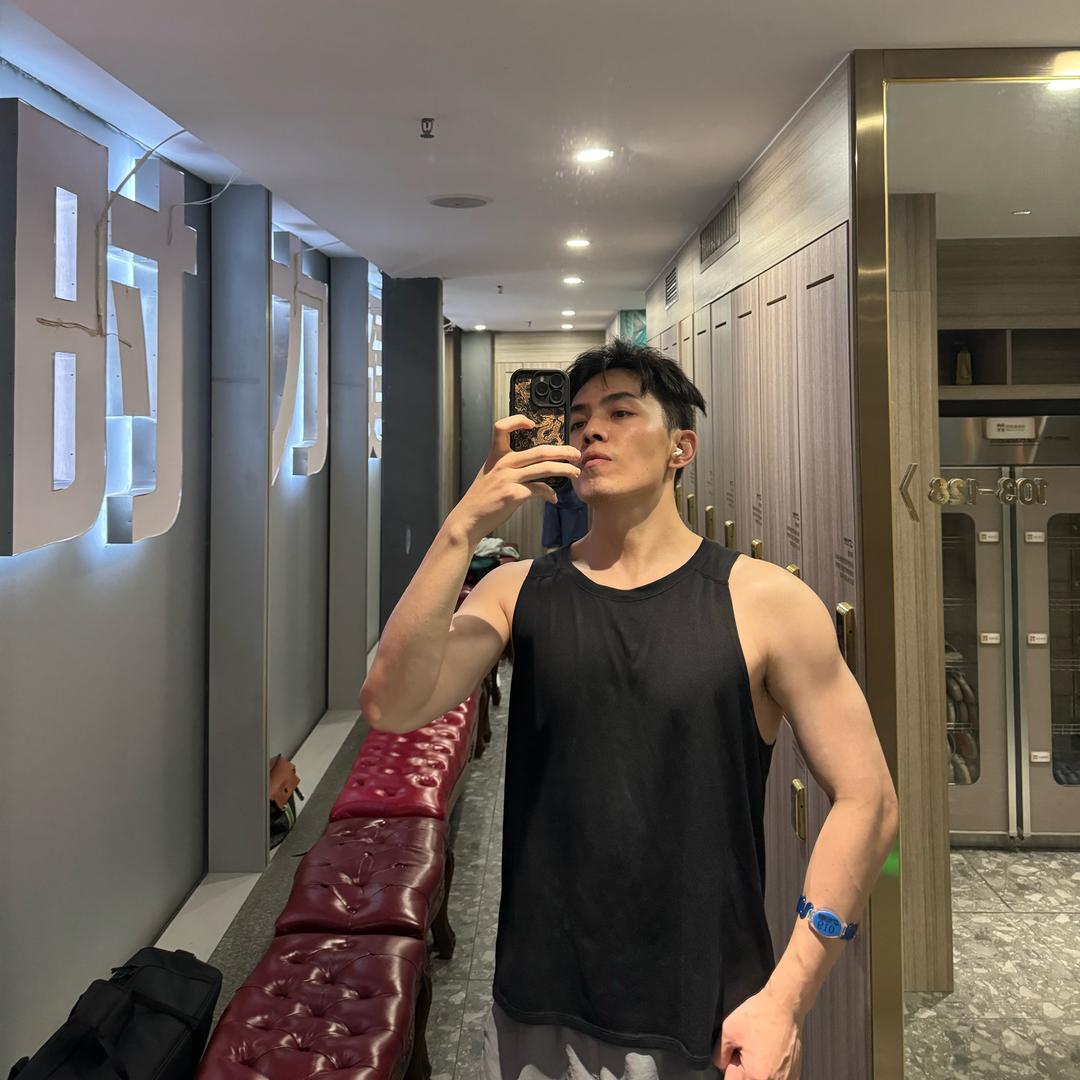 波澜壮阔的海