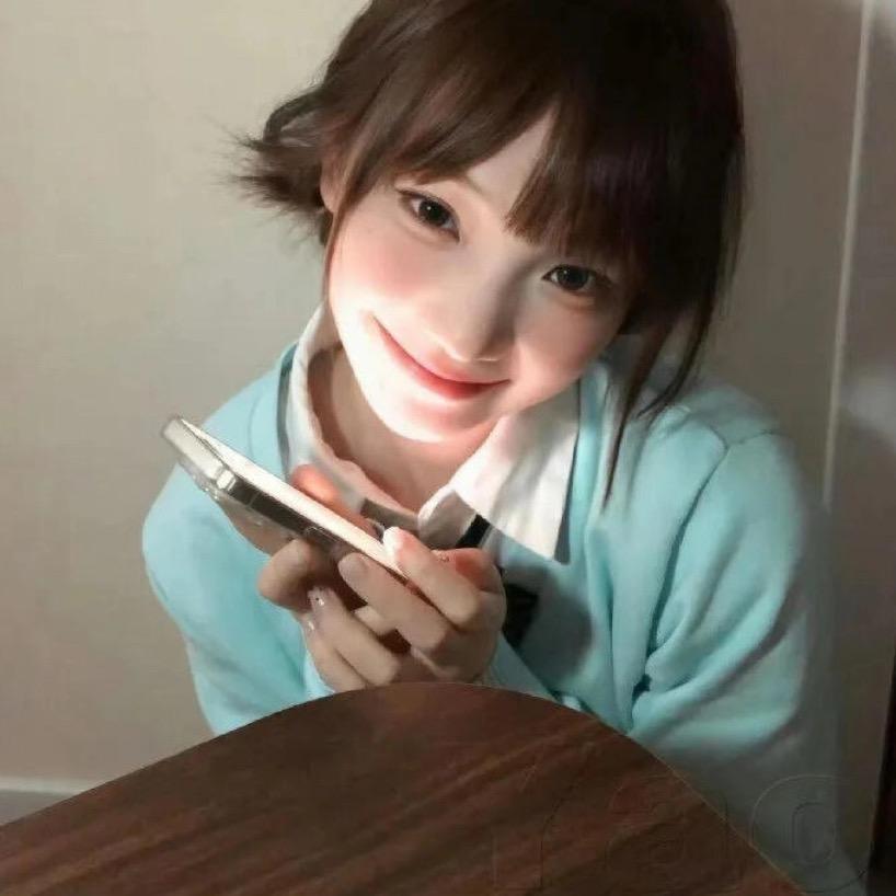 卷个泡芙吃^
