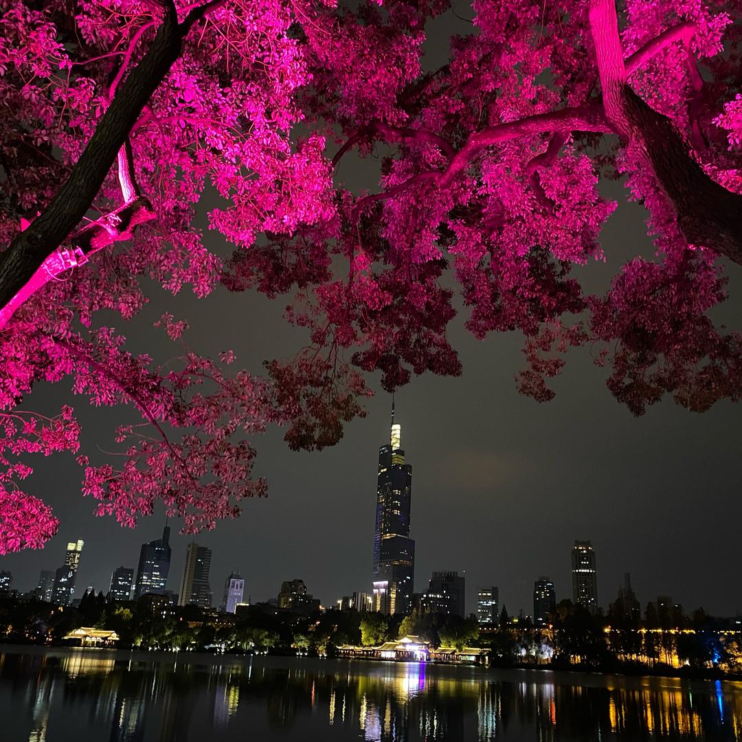 👧🏻¹⁹⁹²依然