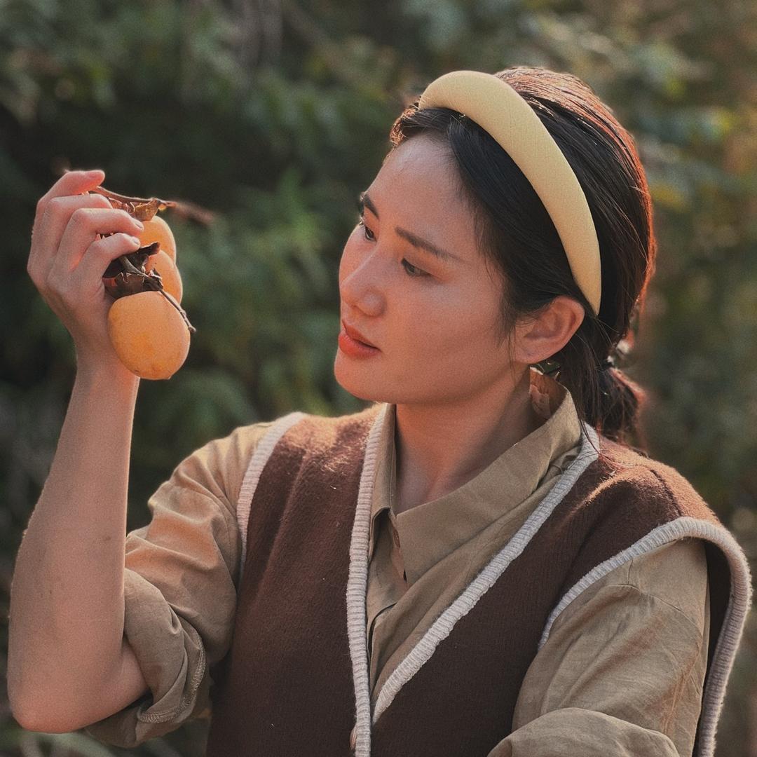 追山人汪蓉
