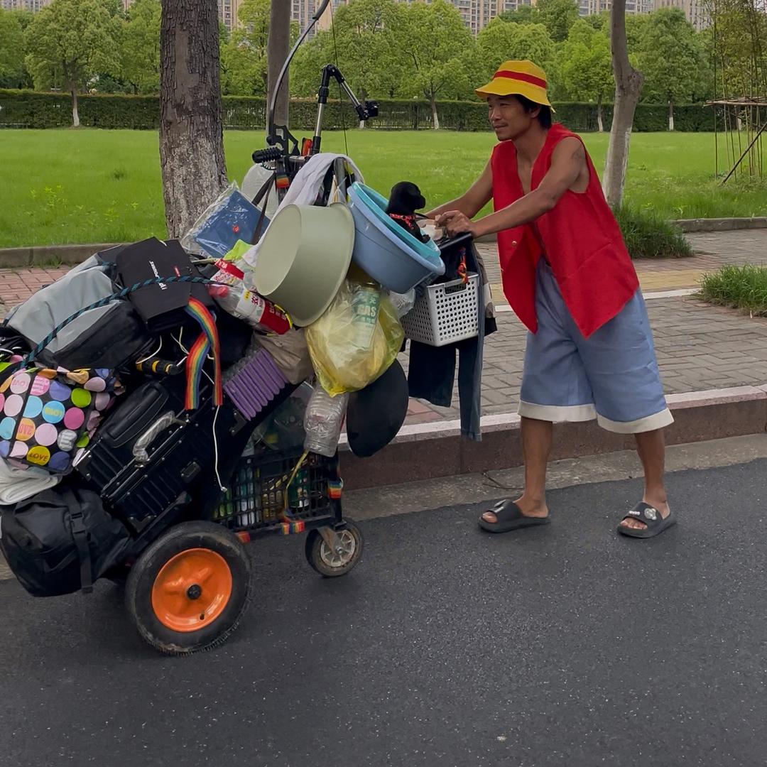 路飞徒步冈仁波齐峰