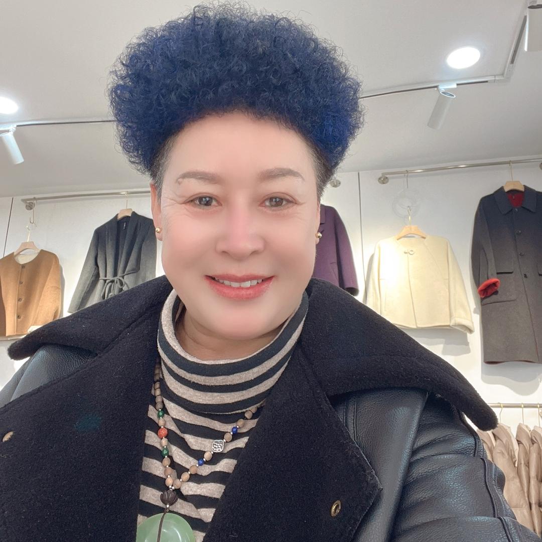 A小芳
