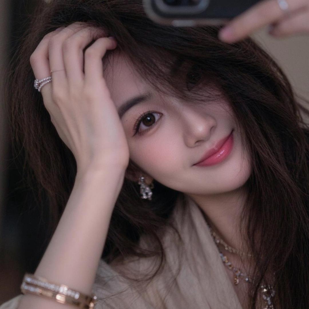 @丽丽吖（橱窗有好物）