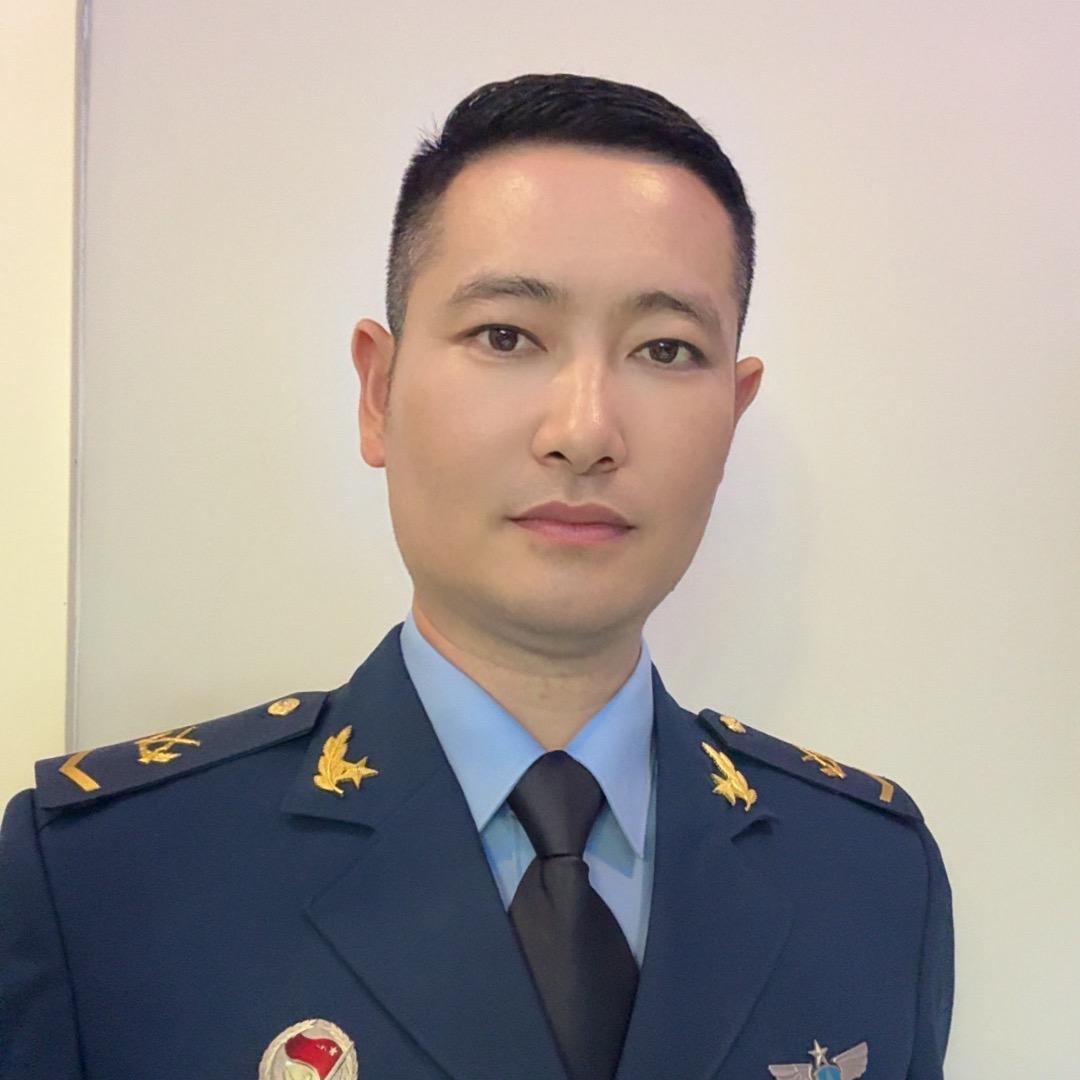 兵书记李八一