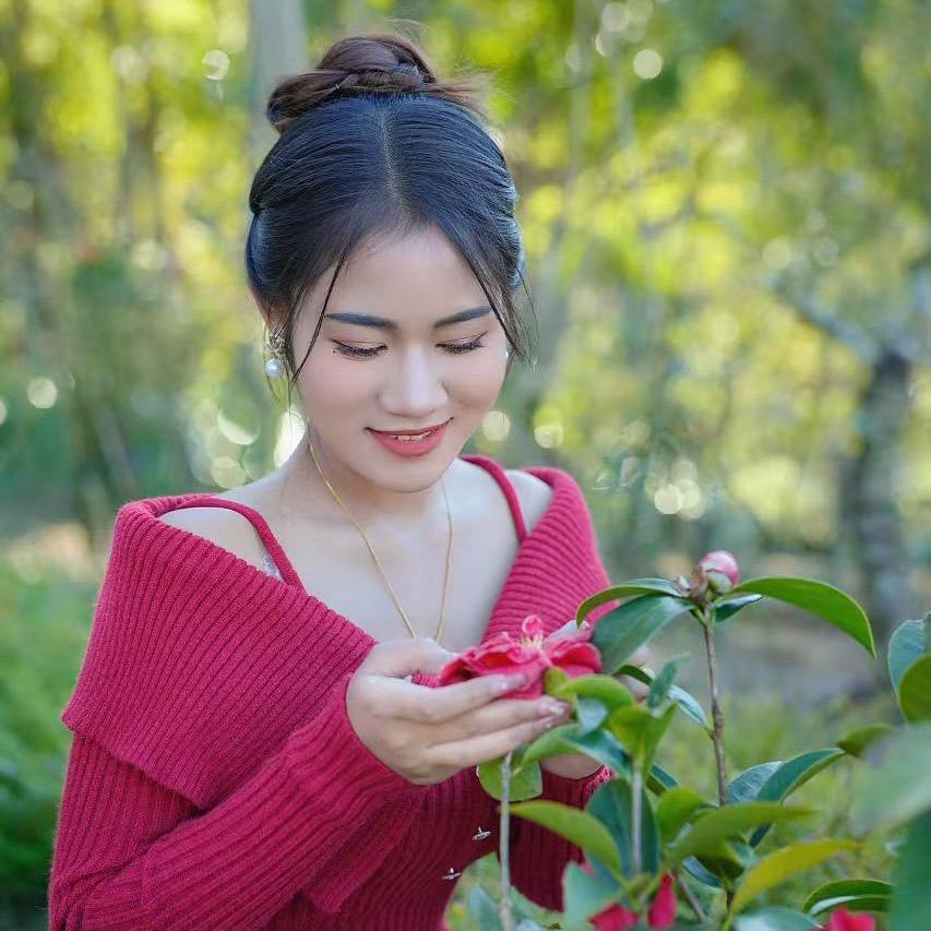 美女丫