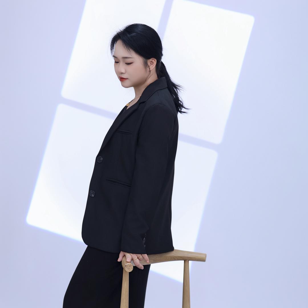 幸福杨溢