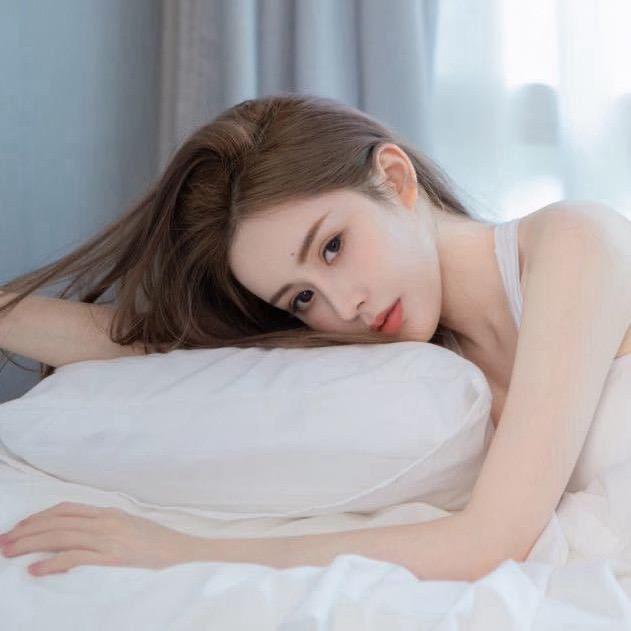 美女