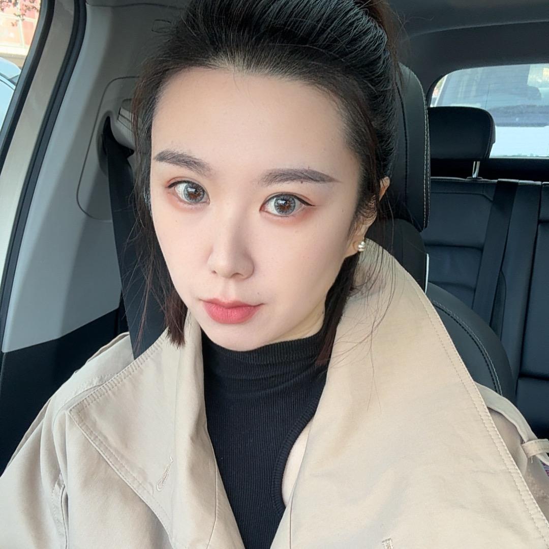 爱吃鱼的大脸猫