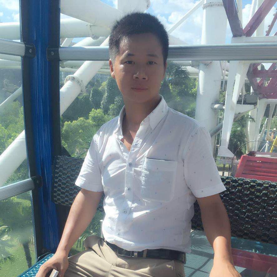 小董爸