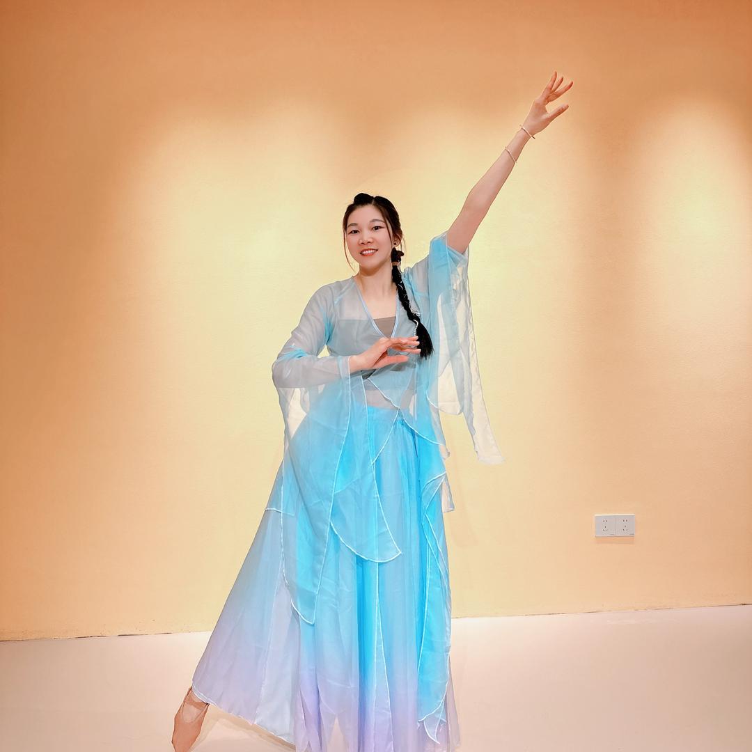 蓝佳嘉
