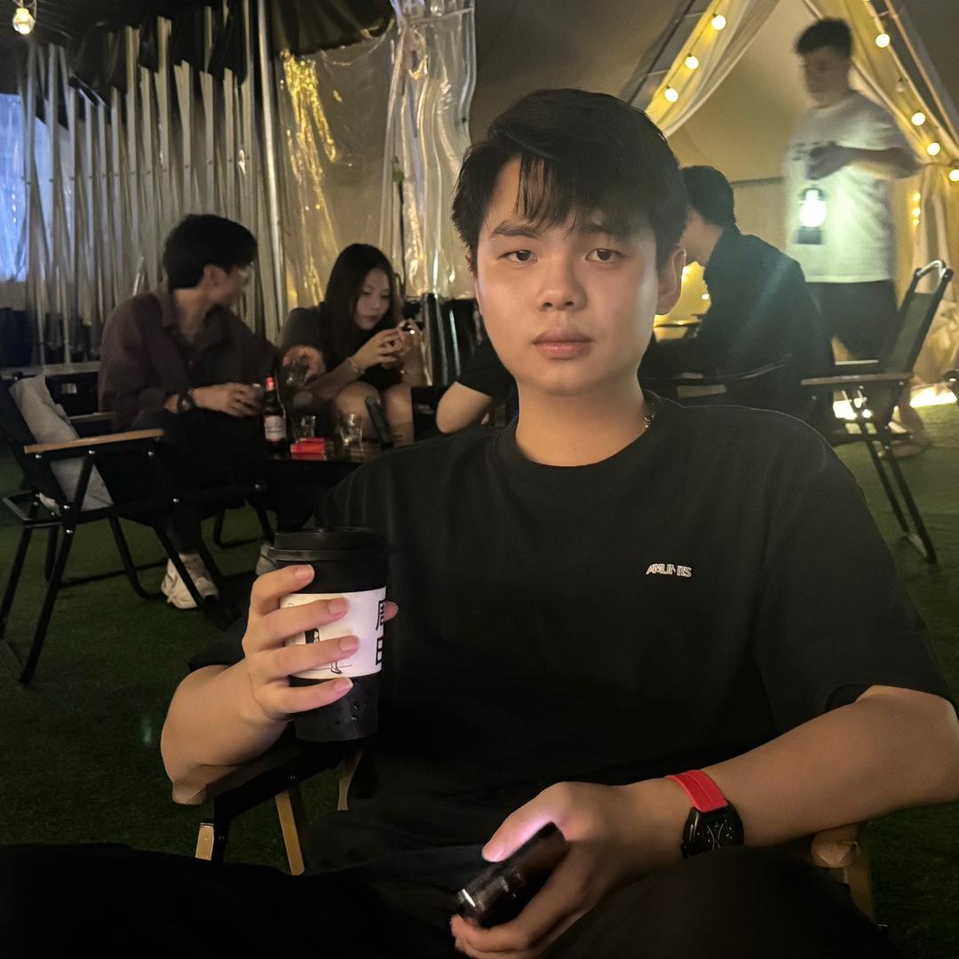 二少爷🧸.