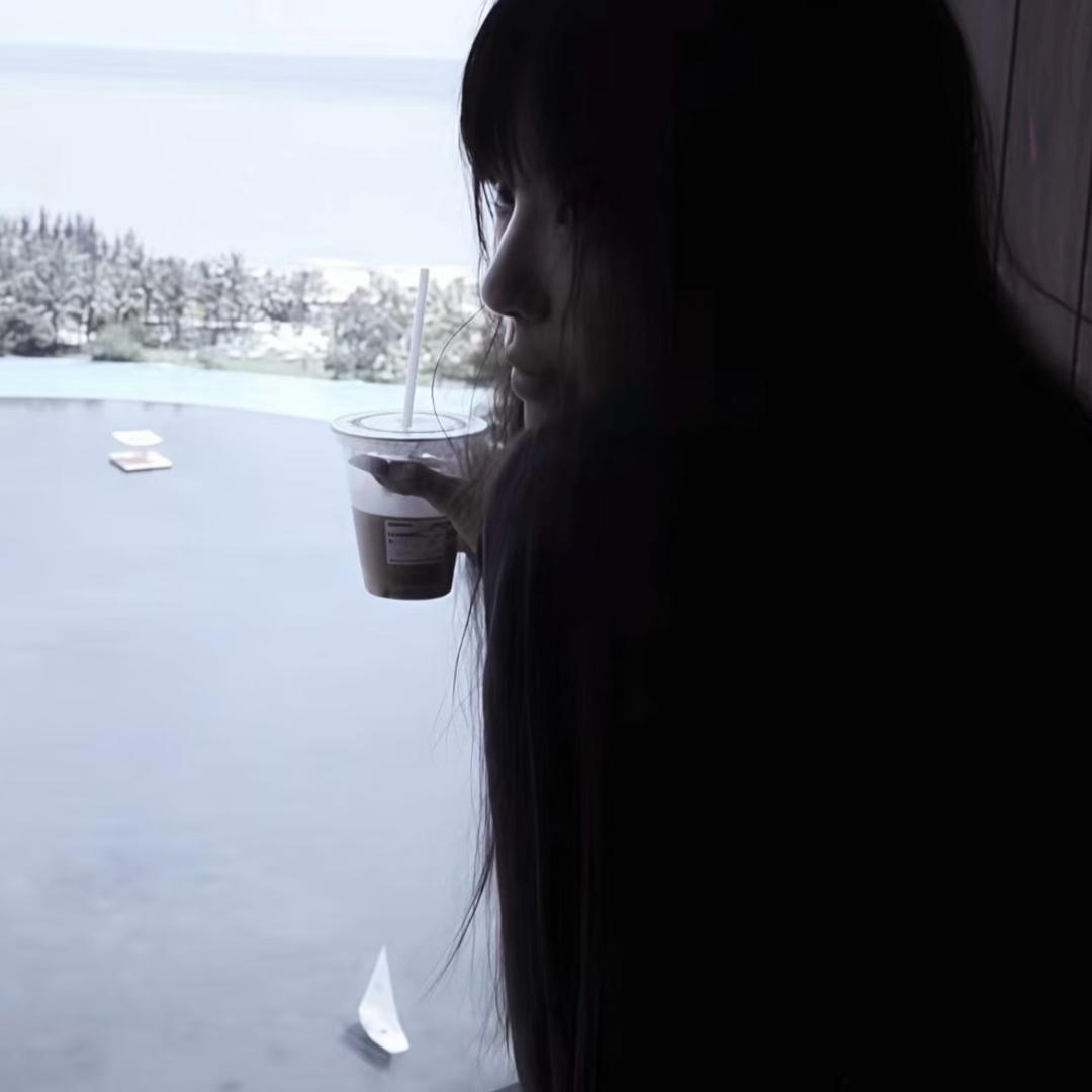 小y（国服镜露娜）