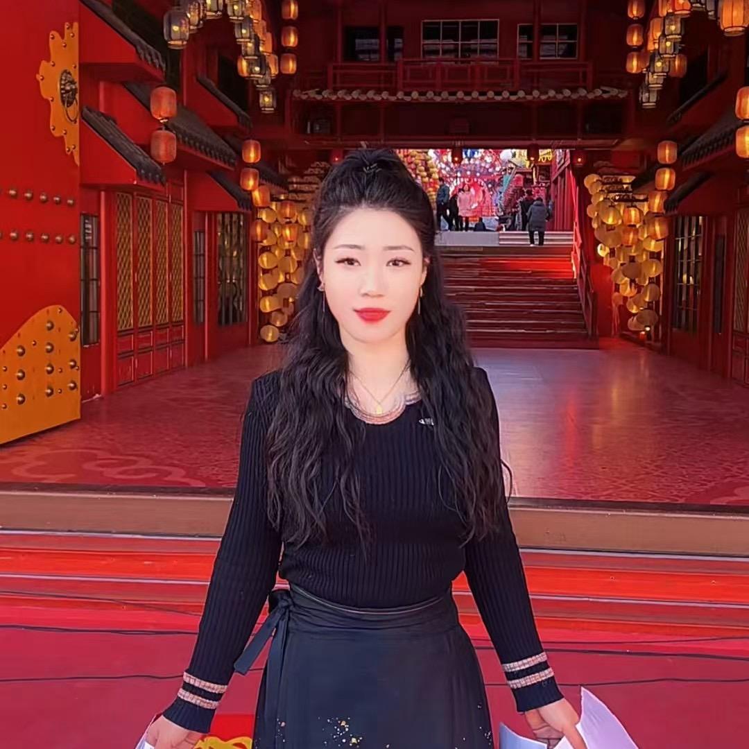 格格吉汉服装造